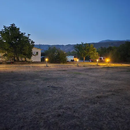 Auto Kamp Hacienda Kolenda 캠프장 *